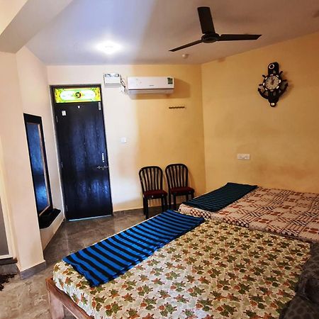 Godwill Kimo Guest House Seraulim Margao Eksteriør billede
